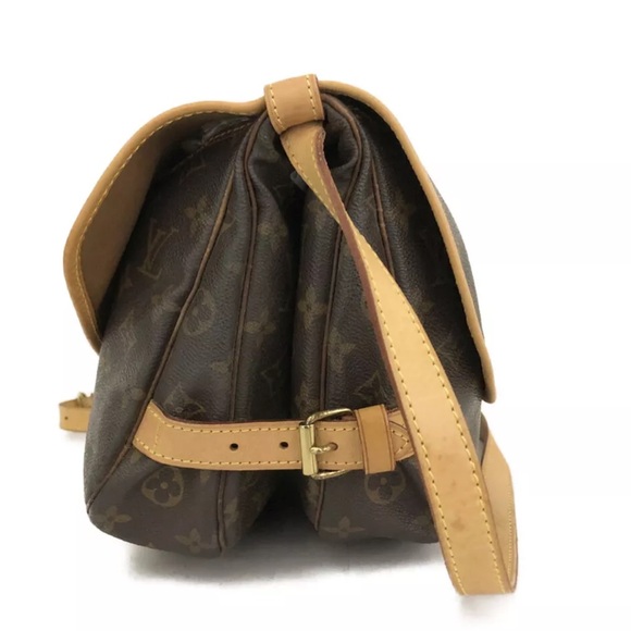 💎 LOUIS VUITTON Monogram Saumur 30 Crossbody - Picture 5 of 15